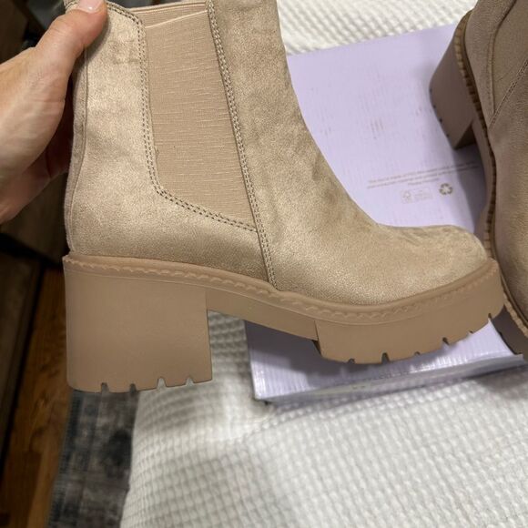 Brand New Madden Girl Tuape Booties 8.5 - Picture 5 of 6